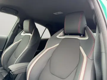 TOYOTA Corolla 2.0 Hybrid GR Sport