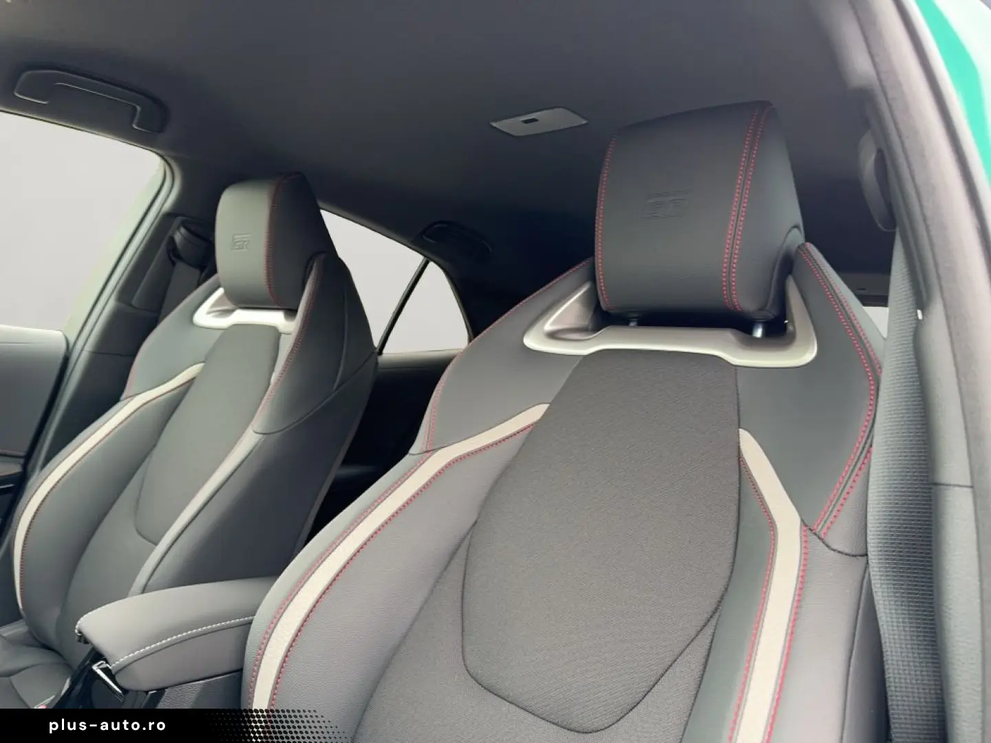 TOYOTA Corolla 2.0 Hybrid GR Sport