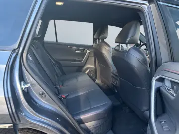 TOYOTA RAV 4 Plug-in-Hybrid Technik- & Style Paket  AHK