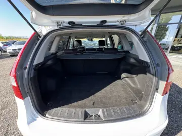 HYUNDAI I30    1.6 DIESEL    EURO 5