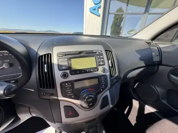 HYUNDAI I30    1.6 DIESEL    EURO 5