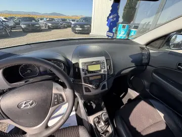 HYUNDAI I30    1.6 DIESEL    EURO 5