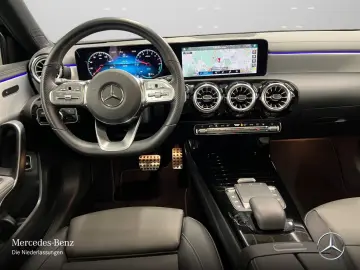 MERCEDES-BENZ A 250 e AMG Night LEDER Dist LED Pano &hellip;