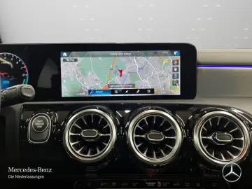 MERCEDES-BENZ A 250 e AMG Night LEDER Dist LED Pano &hellip;