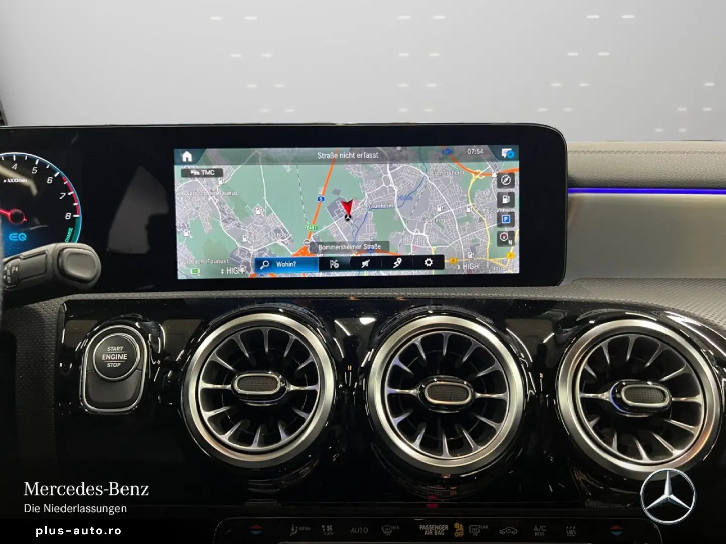 MERCEDES-BENZ A 250 e AMG Night LEDER Dist LED Pano &hellip;