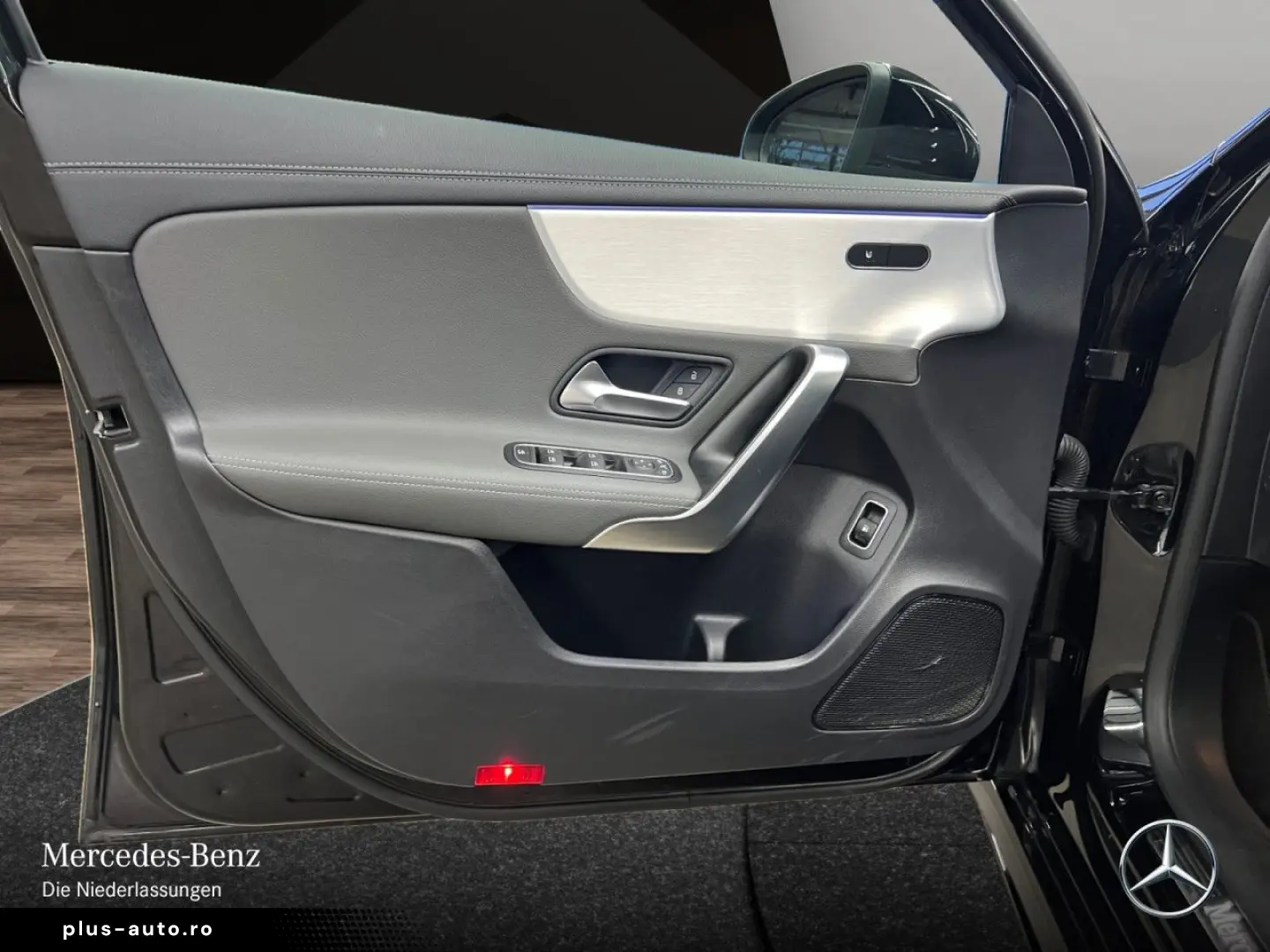 MERCEDES-BENZ A 250 e AMG Night LEDER Dist LED Pano &hellip;