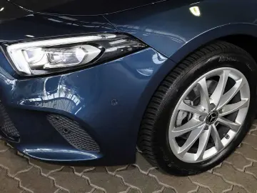 MERCEDES-BENZ A 200 4M TOTWINKEL 360  MEMORY HEADUP LED 17