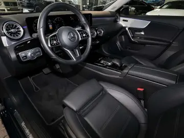 MERCEDES-BENZ A 200 4M TOTWINKEL 360  MEMORY HEADUP LED 17