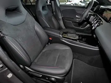 MERCEDES-BENZ A 200 AMG MBUX RüKam M-LED Night Totwi&hellip;