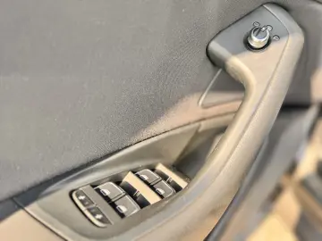 AUDI A6    2.0 TDI    AUTOMAT