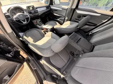 BMW 218d ACTIVE TOURER    AUTOMAT