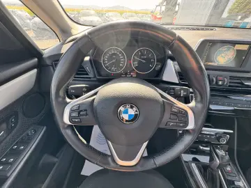 BMW 218d ACTIVE TOURER    AUTOMAT