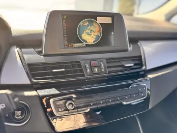 BMW 218d ACTIVE TOURER    AUTOMAT