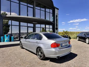 BMW 320d    FACELIFT