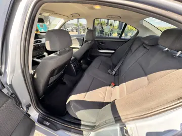 BMW 320d    FACELIFT