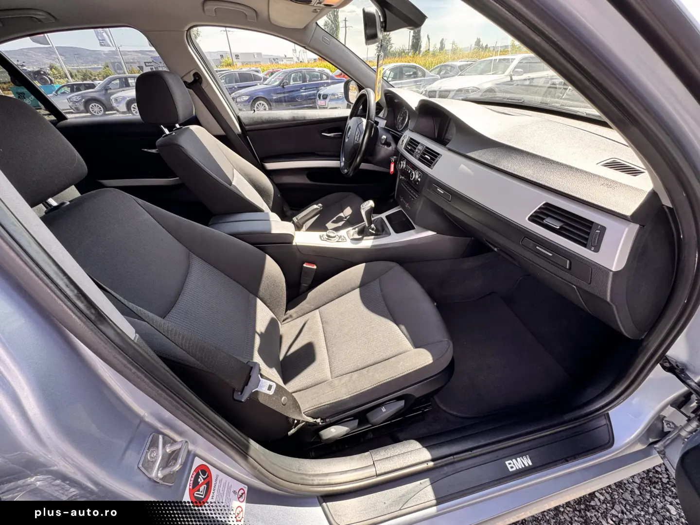 BMW 320d    FACELIFT