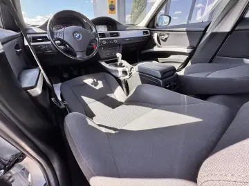 BMW 320d    FACELIFT