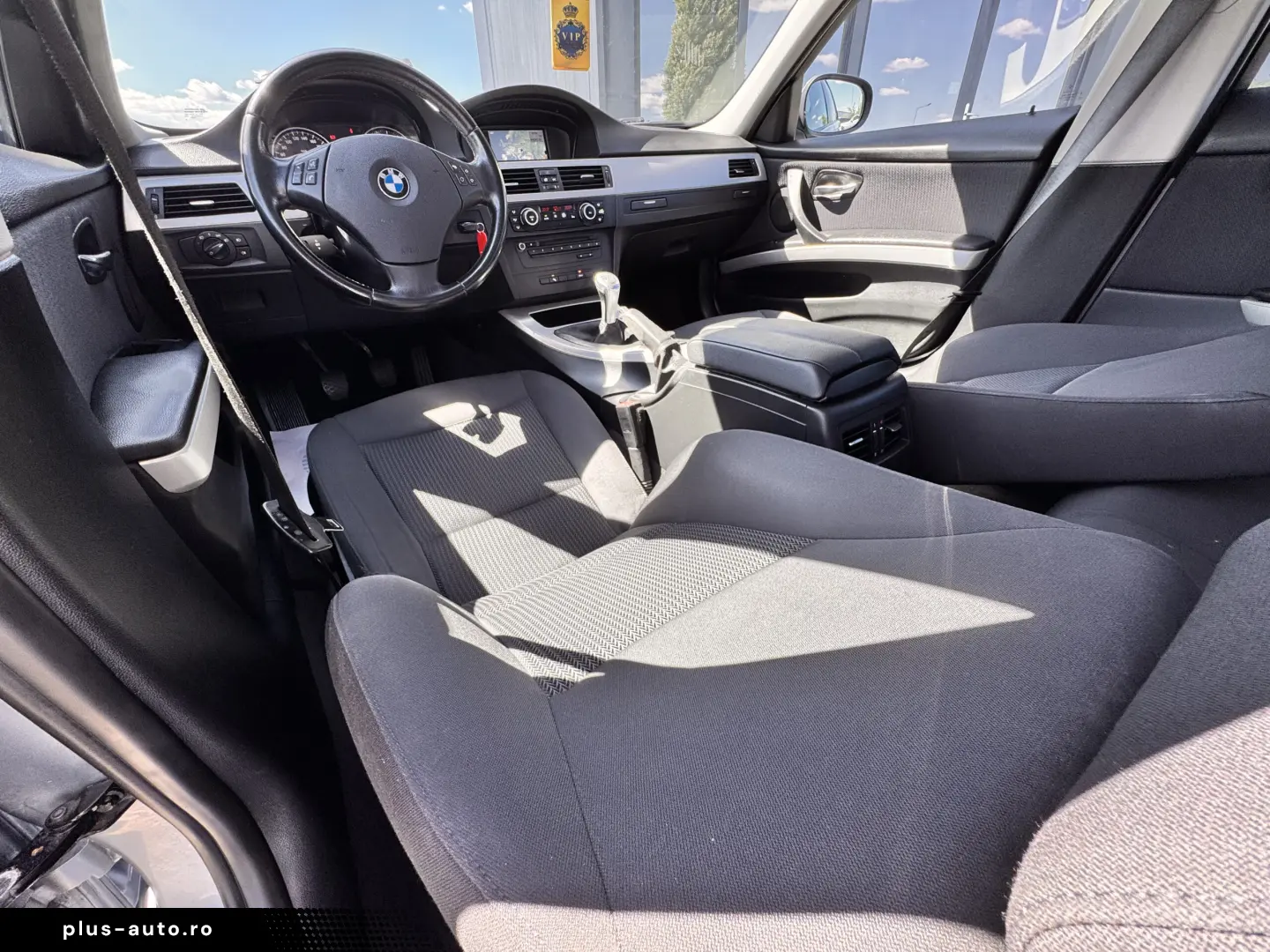 BMW 320d    FACELIFT