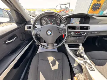 BMW 320d    FACELIFT