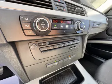 BMW 320d    FACELIFT