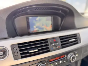 BMW 320d    FACELIFT