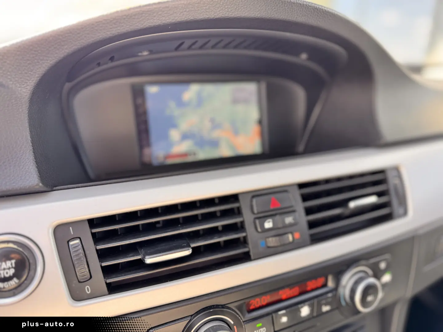 BMW 320d    FACELIFT