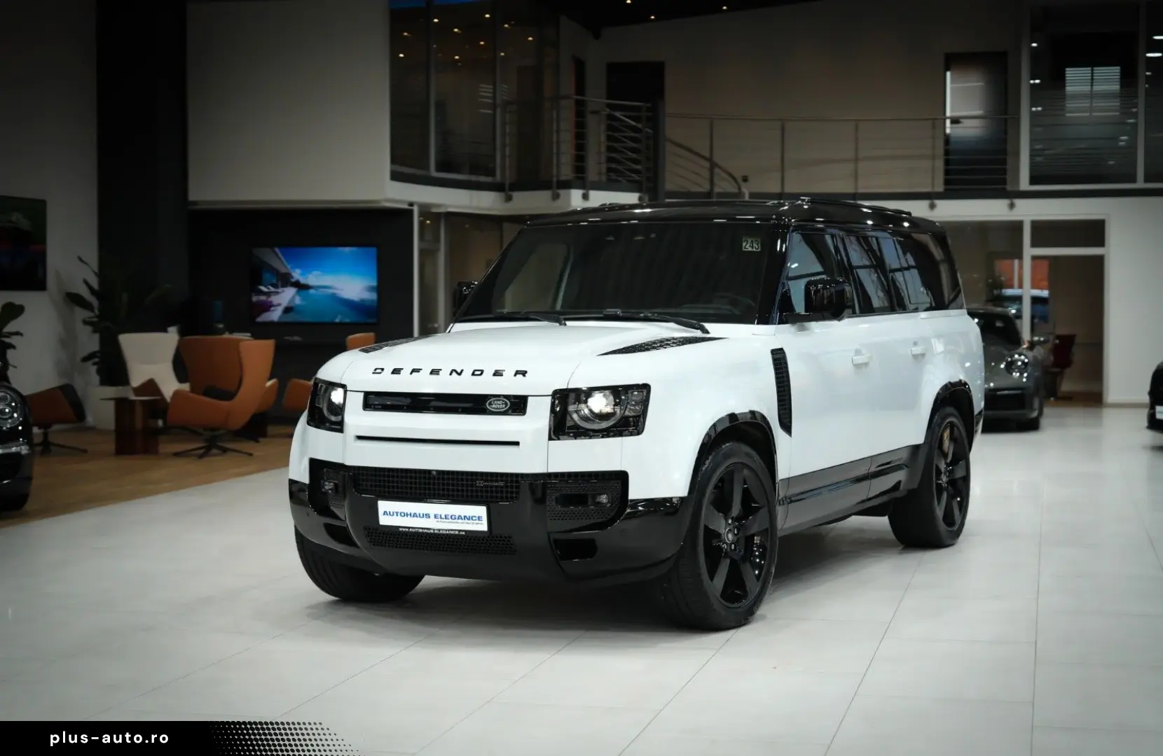 LAND ROVER Defender 130 X-Dynamic SE 8-SITZE MATRIX MERDIAN