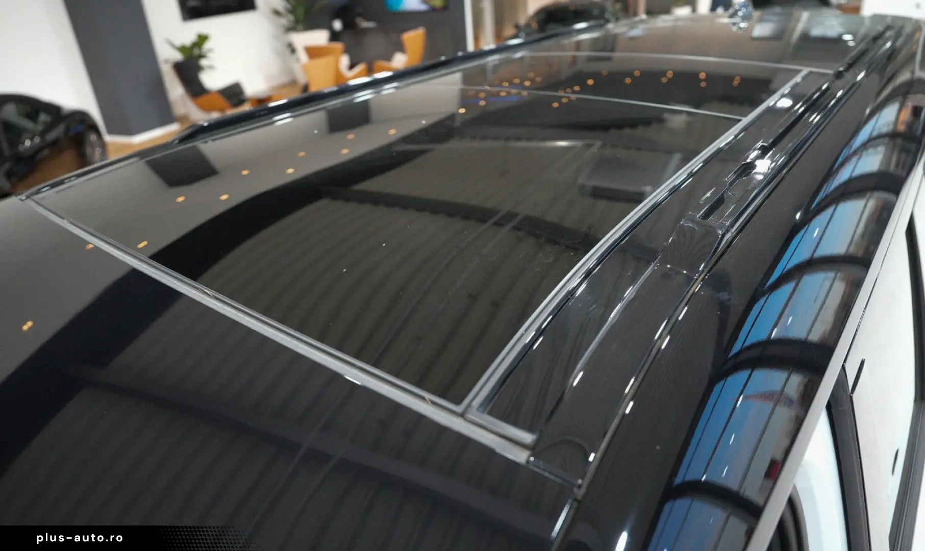 LAND ROVER Defender 130 X-Dynamic SE 8-SITZE MATRIX MERDIAN