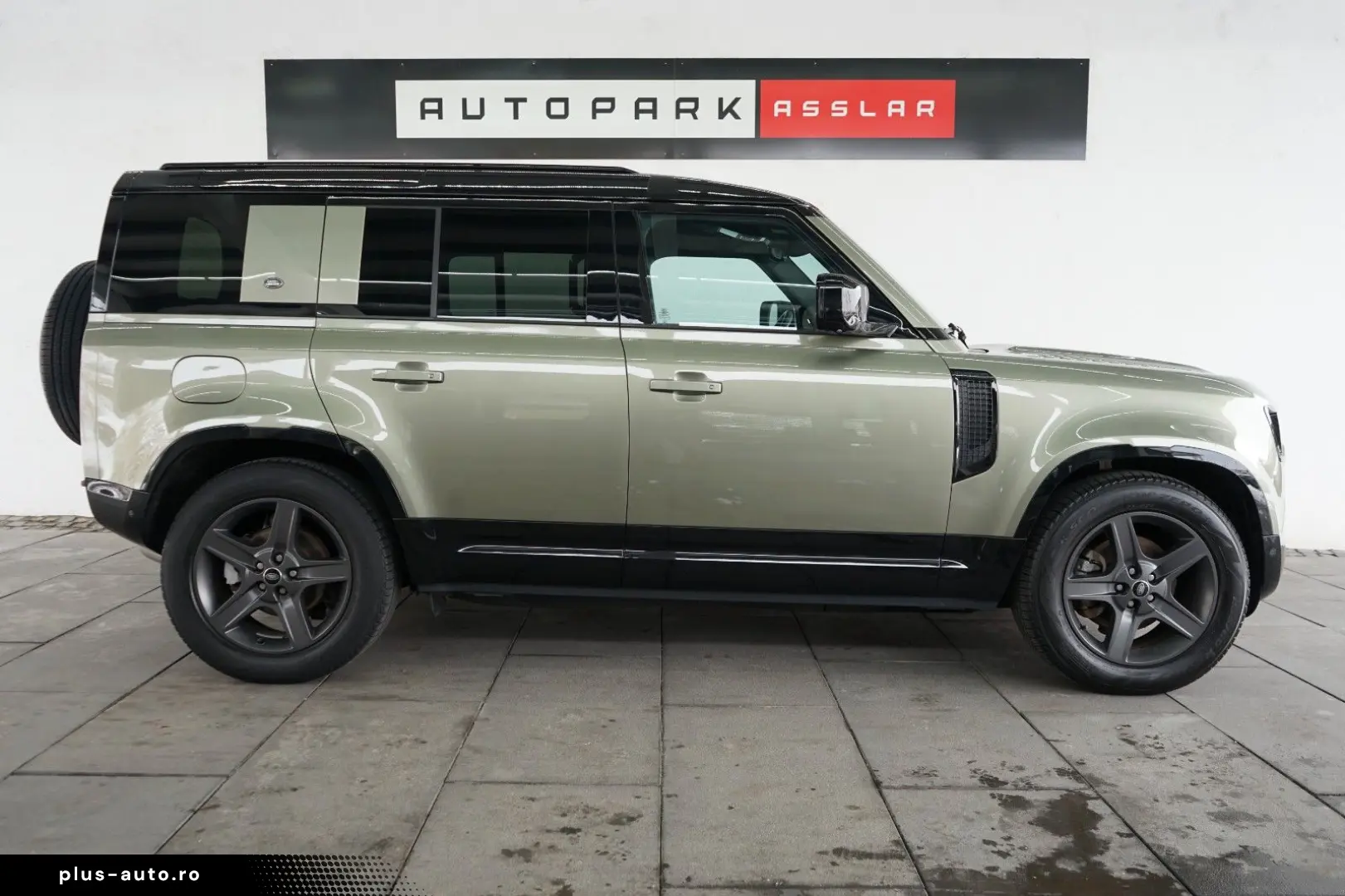 LAND ROVER Defender 110 X-Dynamic SE PANO 14W 360 CAM 20z