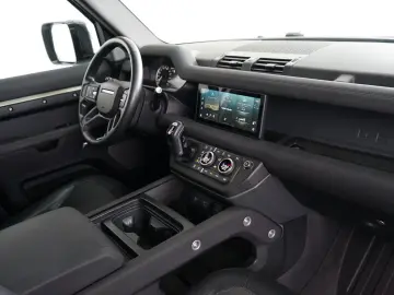 LAND ROVER Defender 110 X-Dynamic SE PANO 14W 360 CAM 20z
