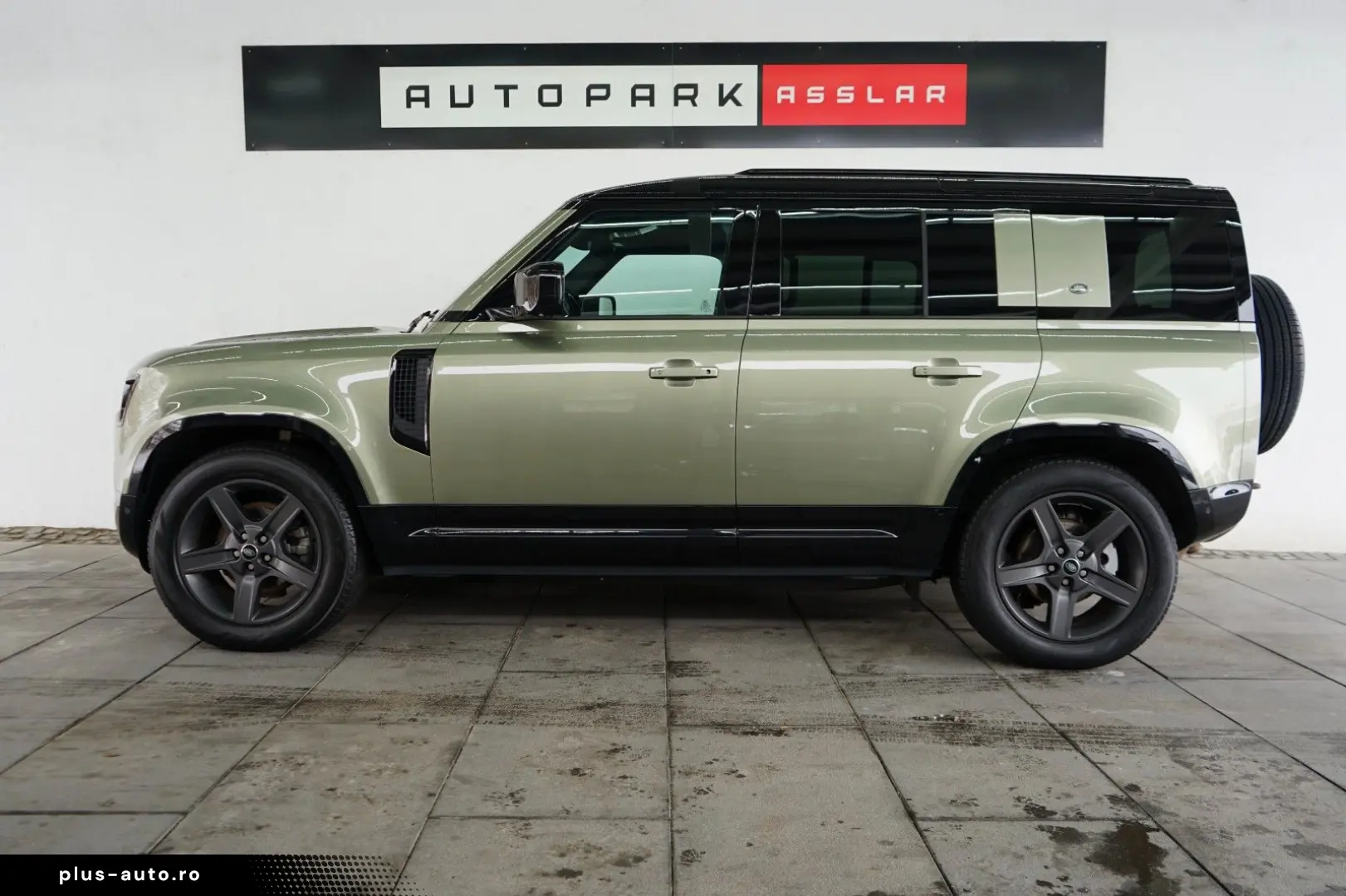 LAND ROVER Defender 110 X-Dynamic SE PANO 14W 360 CAM 20z