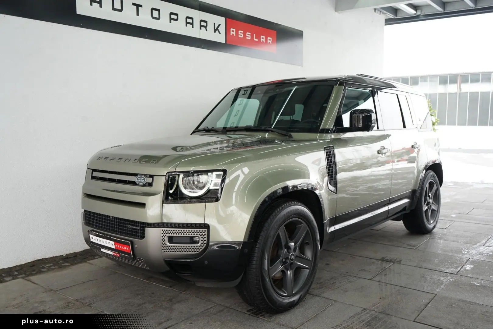 LAND ROVER Defender 110 X-Dynamic SE PANO 14W 360 CAM 20z