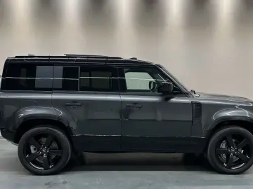 LAND ROVER Defender 110 X-Dynamic HSE  1. HAND PANO MEMORY