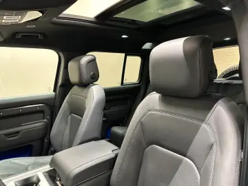 LAND ROVER Defender 110 X-Dynamic HSE  1. HAND PANO MEMORY