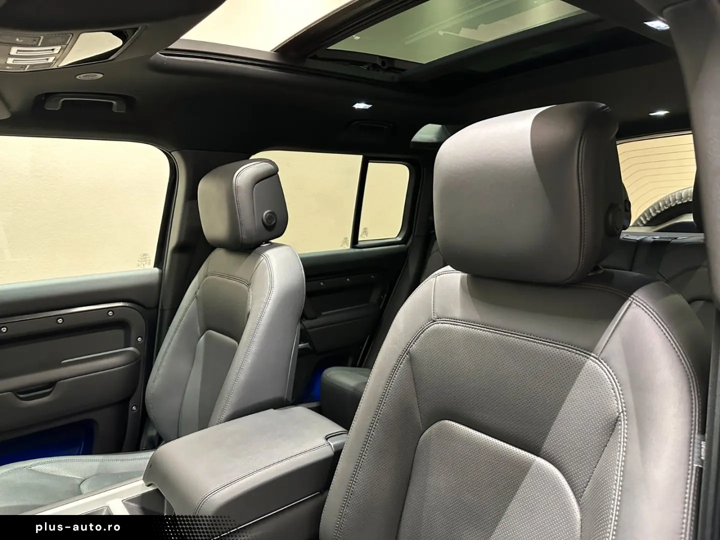 LAND ROVER Defender 110 X-Dynamic HSE  1. HAND PANO MEMORY