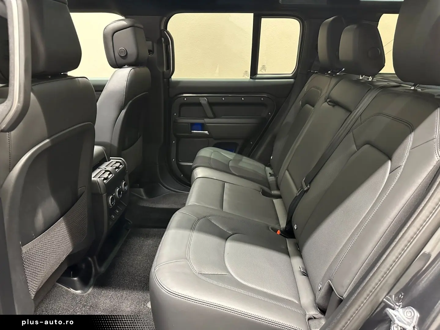 LAND ROVER Defender 110 X-Dynamic HSE  1. HAND PANO MEMORY