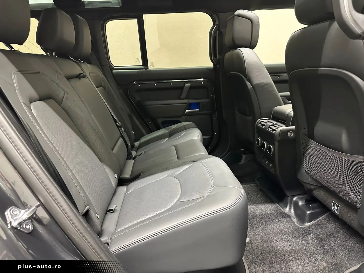 LAND ROVER Defender 110 X-Dynamic HSE  1. HAND PANO MEMORY