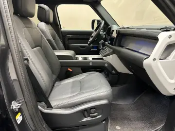 LAND ROVER Defender 110 X-Dynamic HSE  1. HAND PANO MEMORY