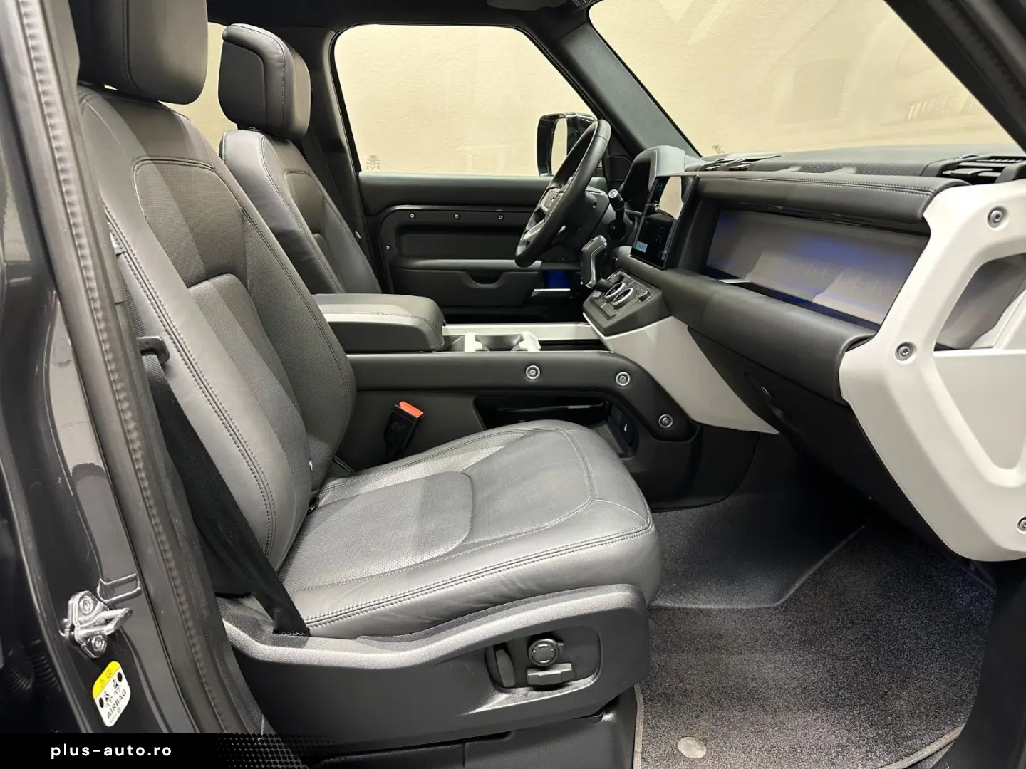 LAND ROVER Defender 110 X-Dynamic HSE  1. HAND PANO MEMORY