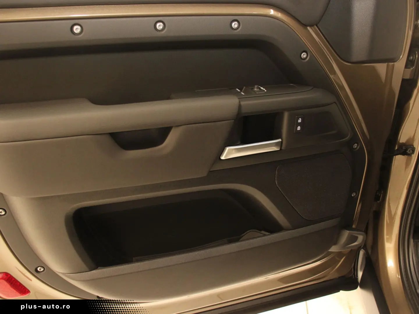 LAND ROVER Defender 90 D200 S Paket Winter