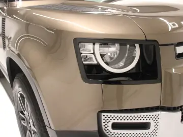 LAND ROVER Defender 90 D200 S Paket Winter