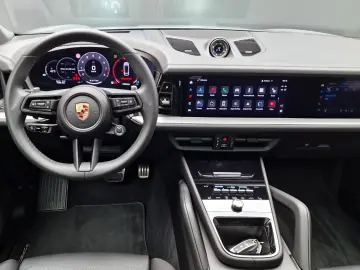 Porsche Cayenne S Coupe V8