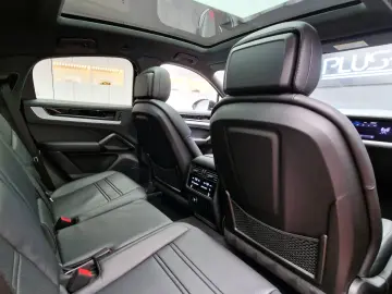 Porsche Cayenne S Coupe V8