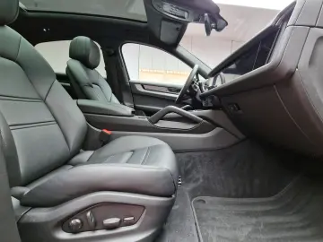 Porsche Cayenne S Coupe V8