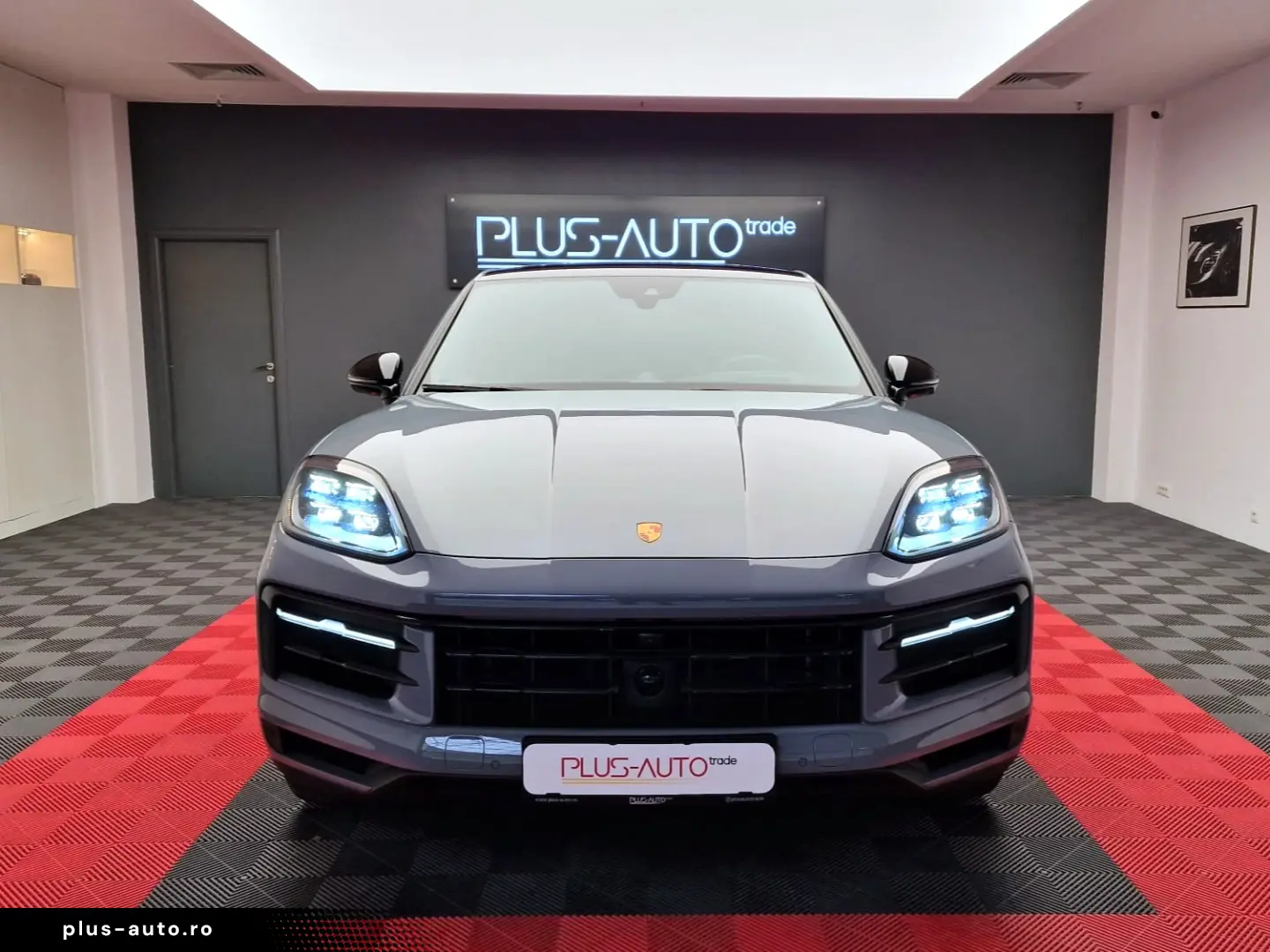 Porsche Cayenne S Coupe V8