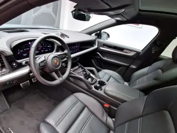 Porsche Cayenne S Coupe V8