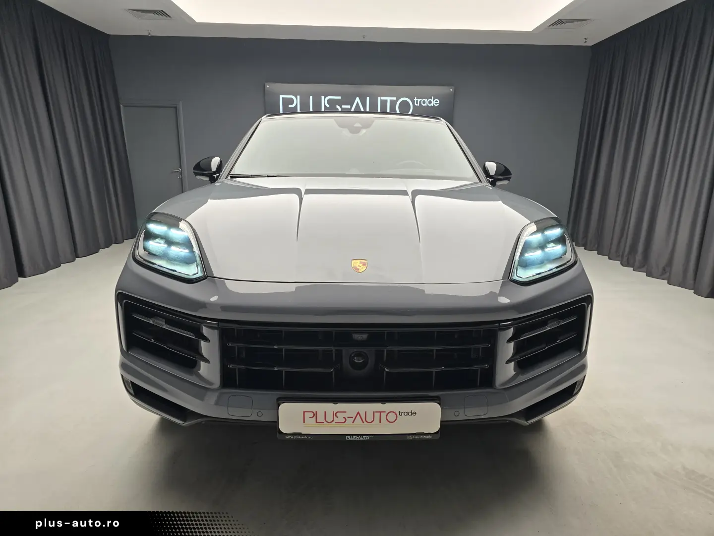 Porsche Cayenne S Coupe V8