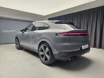Porsche Cayenne S Coupe V8