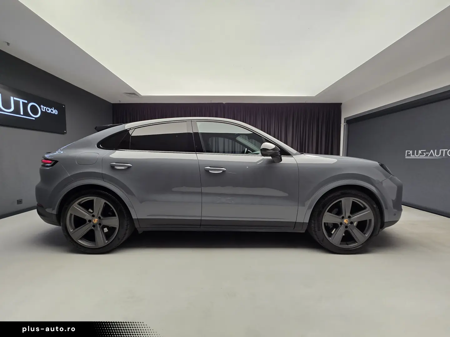 Porsche Cayenne S Coupe V8