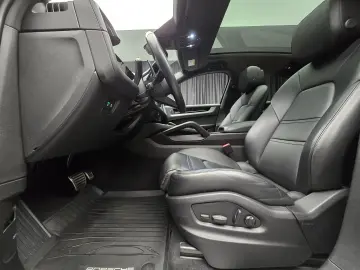 Porsche Cayenne S Coupe V8